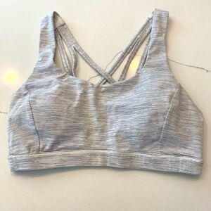 Lululemon bra size 6